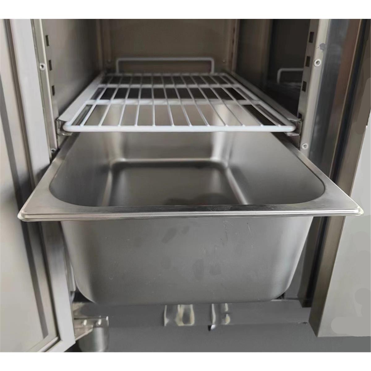 E-shaped rail (pair) for 700 series refrigerated counter - Image 2